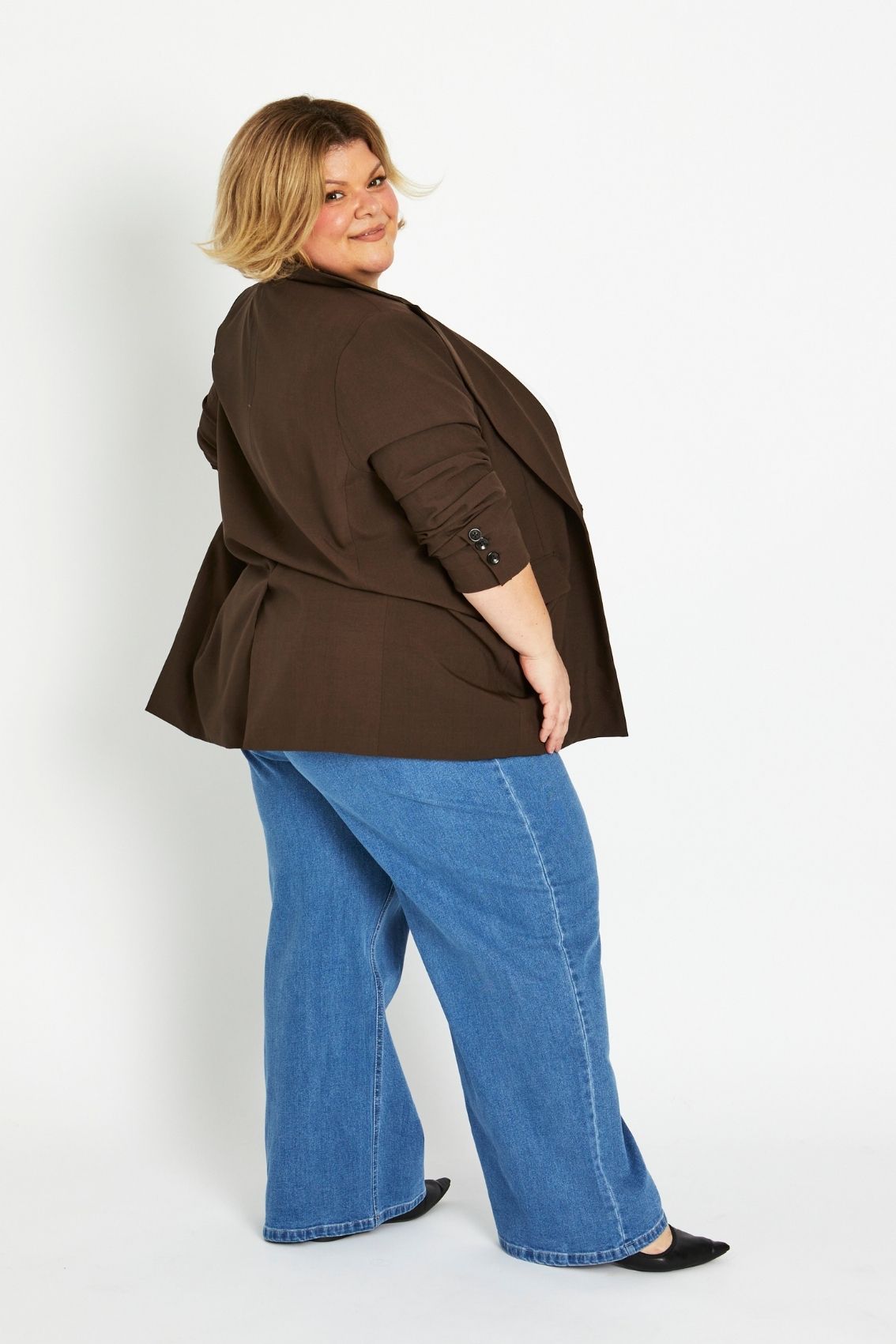 Ari-Blazer-Chocolate-2